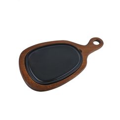 Блюдо для подачи с ручкой на деревянной подставке 24,5*20,5 см. h=2,5 см, фарфор, серия Black, Bonna